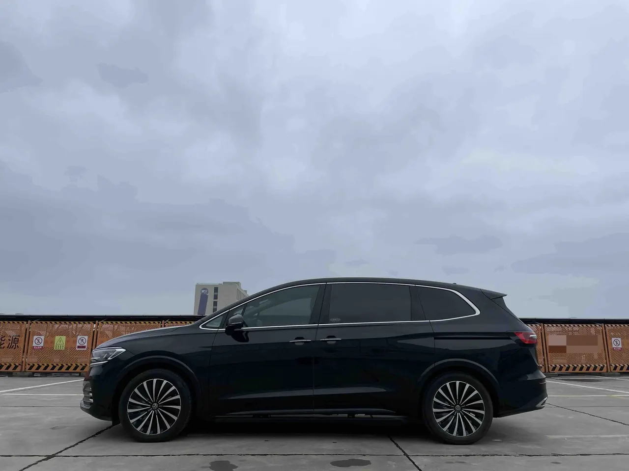 Volkswagen 2024 Wei (Viloran) 2.0TSI 380TSI Premium Edition Automatic Gear 2