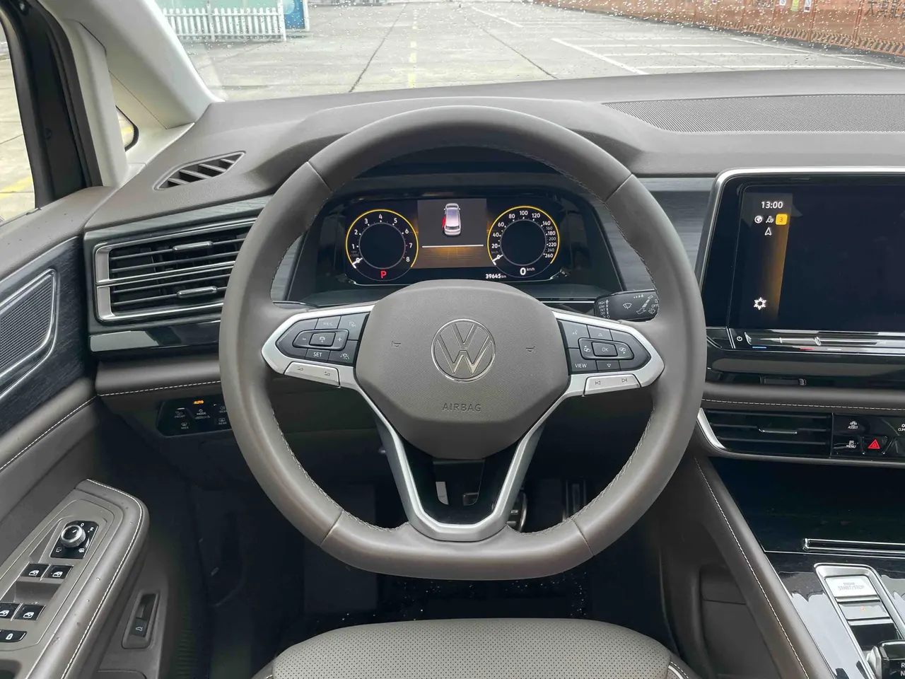 Volkswagen 2024 Wei (Viloran) 2.0TSI 380TSI Premium Edition Automatic Gear 4