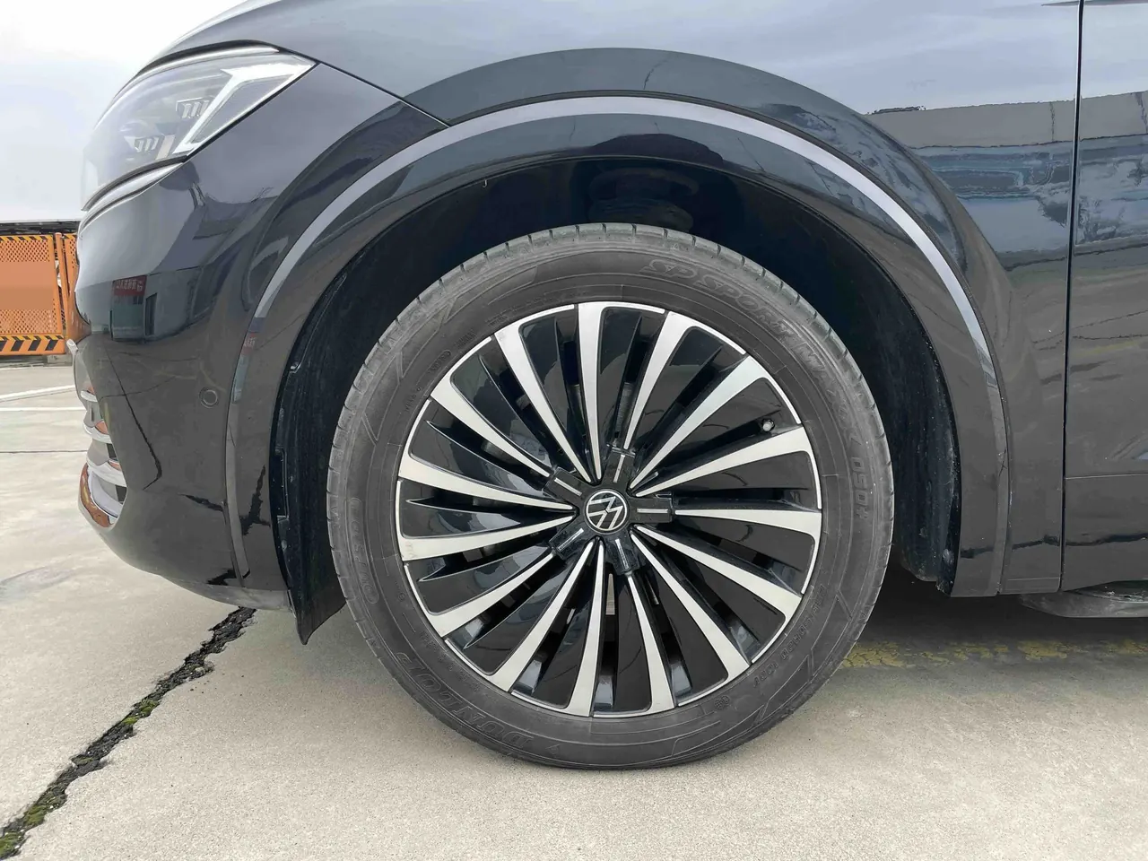 Volkswagen 2024 Wei (Viloran) 2.0TSI 380TSI Premium Edition Automatic Gear 7