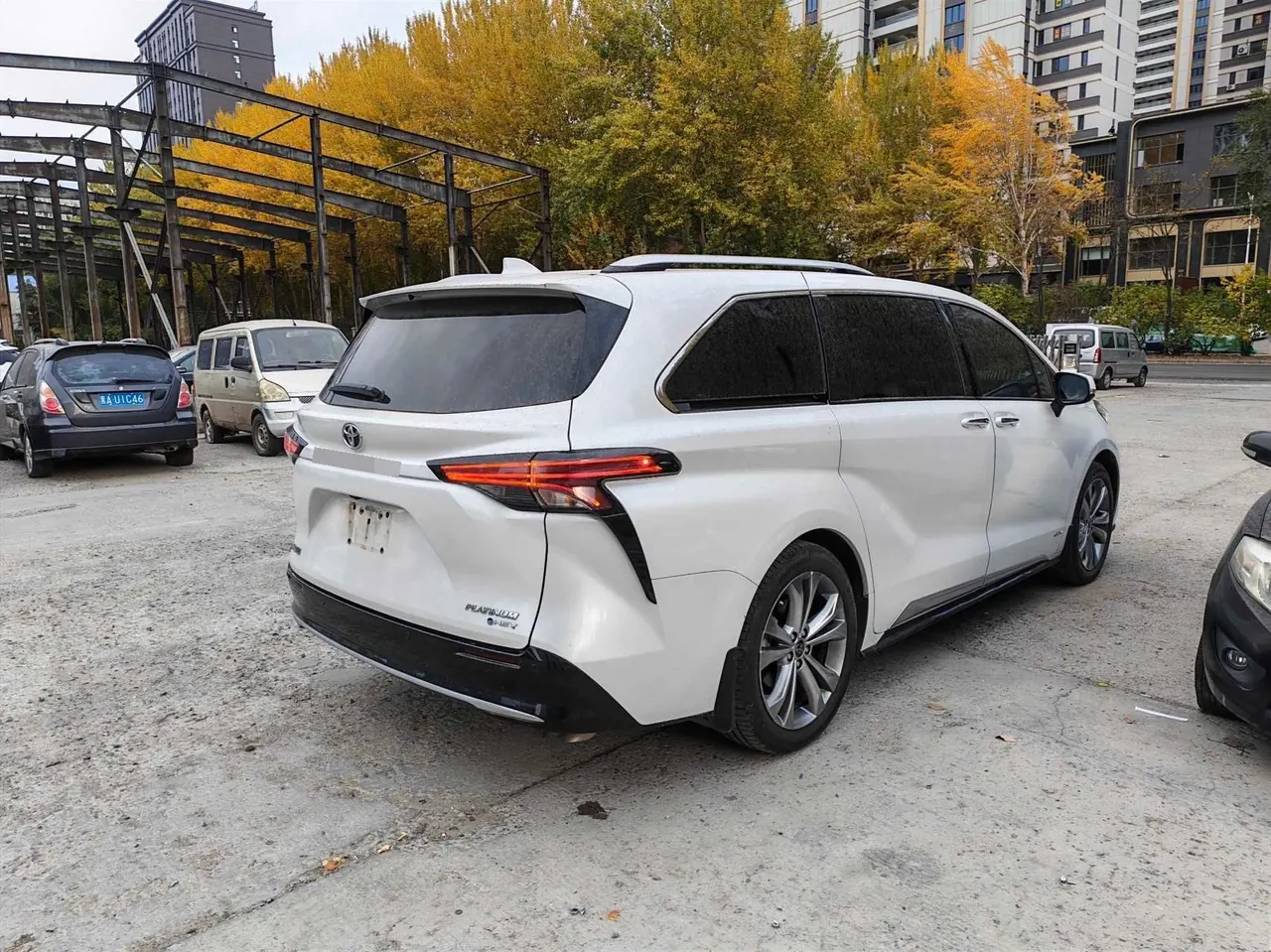 Toyota 2024 Sana 2.5 Stepless Platinum Edition Automatic Transmission 4