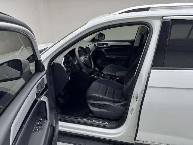 Volkswagen 2020 Tanyue 2.0TSI 330TSI Two-Drive Deluxe Smart Joint Edition Automatic Gear 4