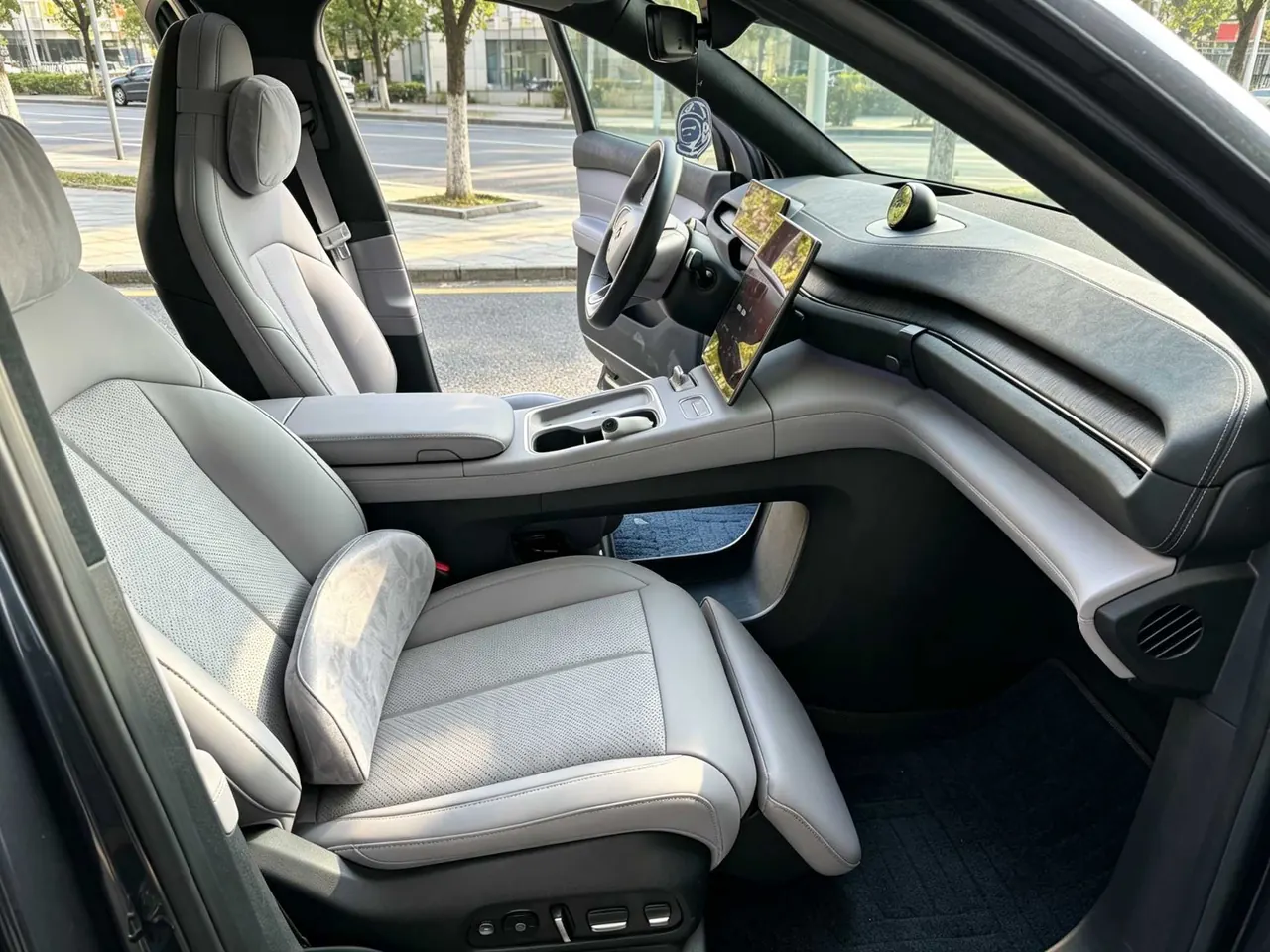 NIO 2024 EC6 75kWh automatic transmission 3