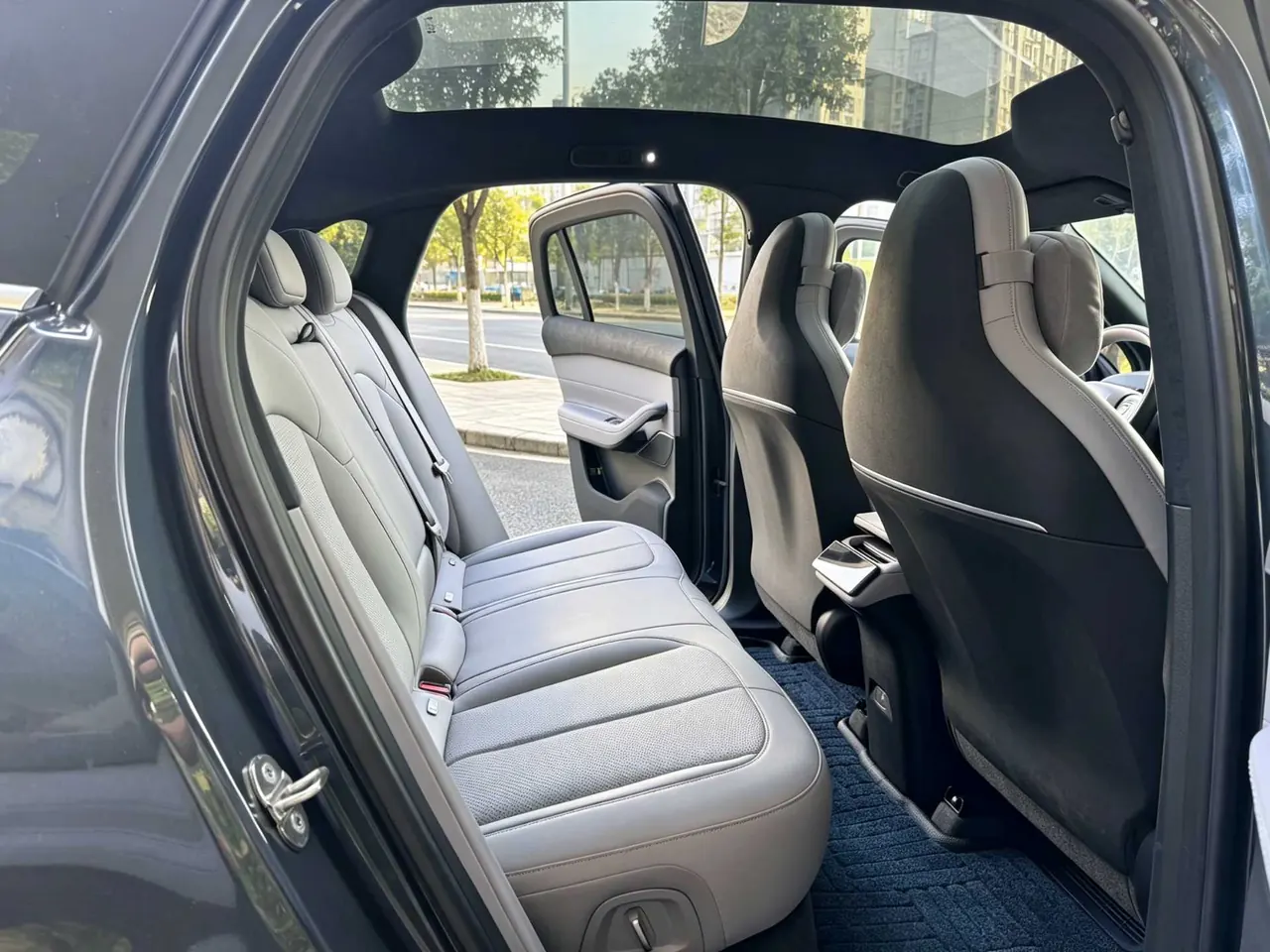 NIO 2024 EC6 75kWh automatic transmission 5
