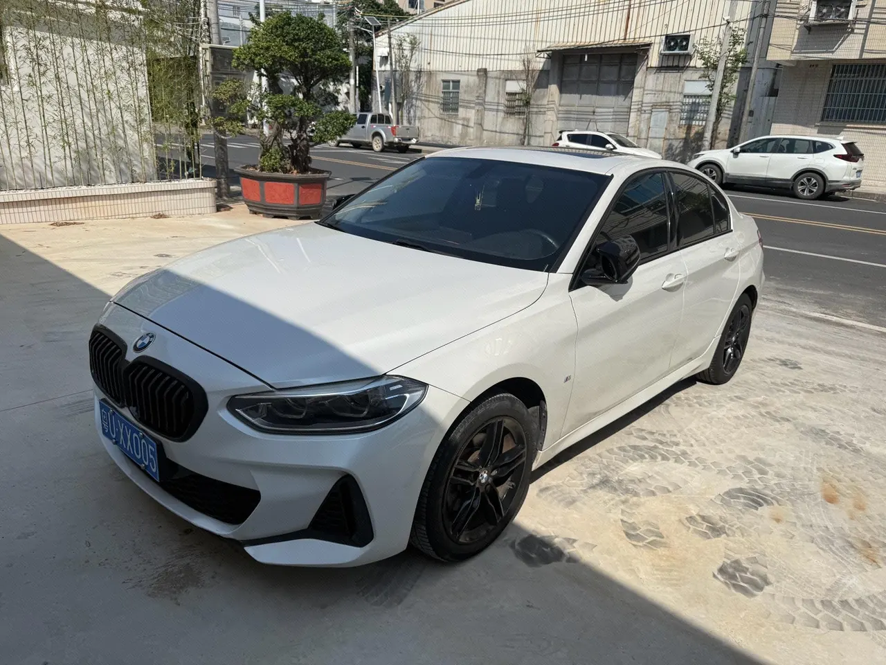 BMW 1 Series 2020 120i 1.5T M Sports Suit Automatic Gear - View 1