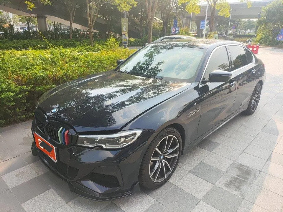 Open image lightbox: BMW 3 Series 2020 325Li 2.0T M Sports Suit Automatic Gear