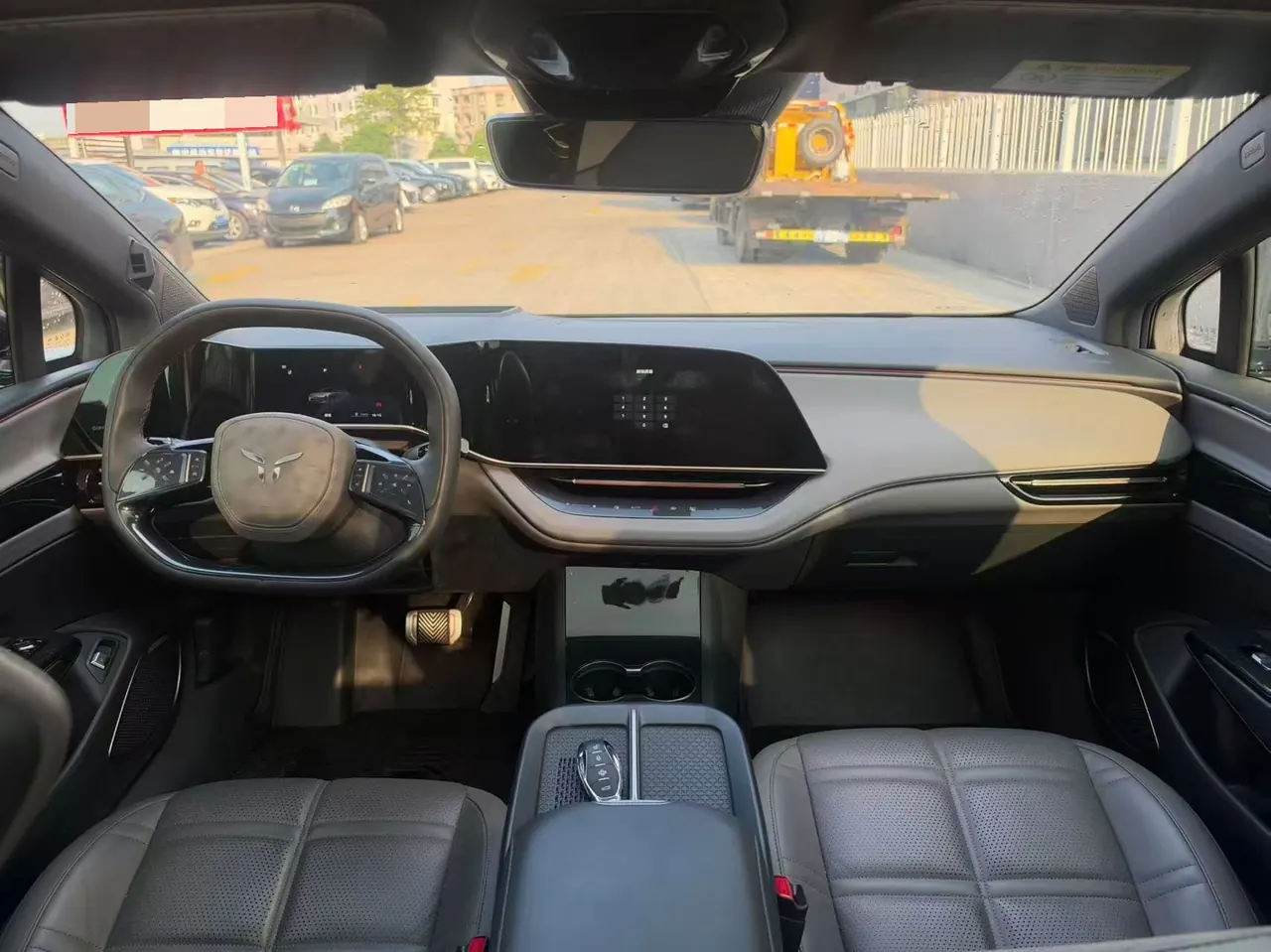 HongQi 2024 EH 7 760 Pro 4-wheel drive automatic gear 7