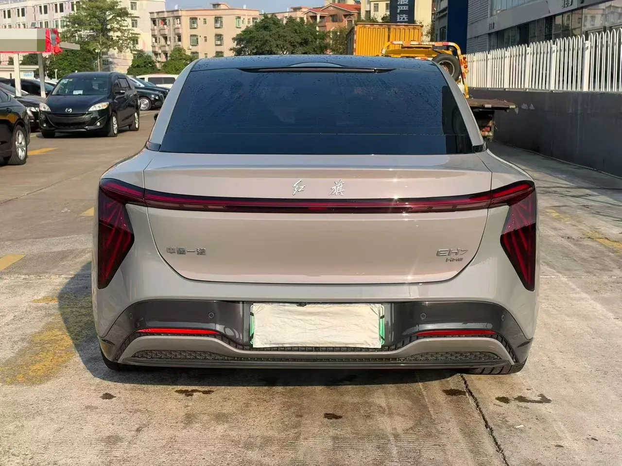 HongQi 2024 EH 7 760 Pro 4-wheel drive automatic gear 8