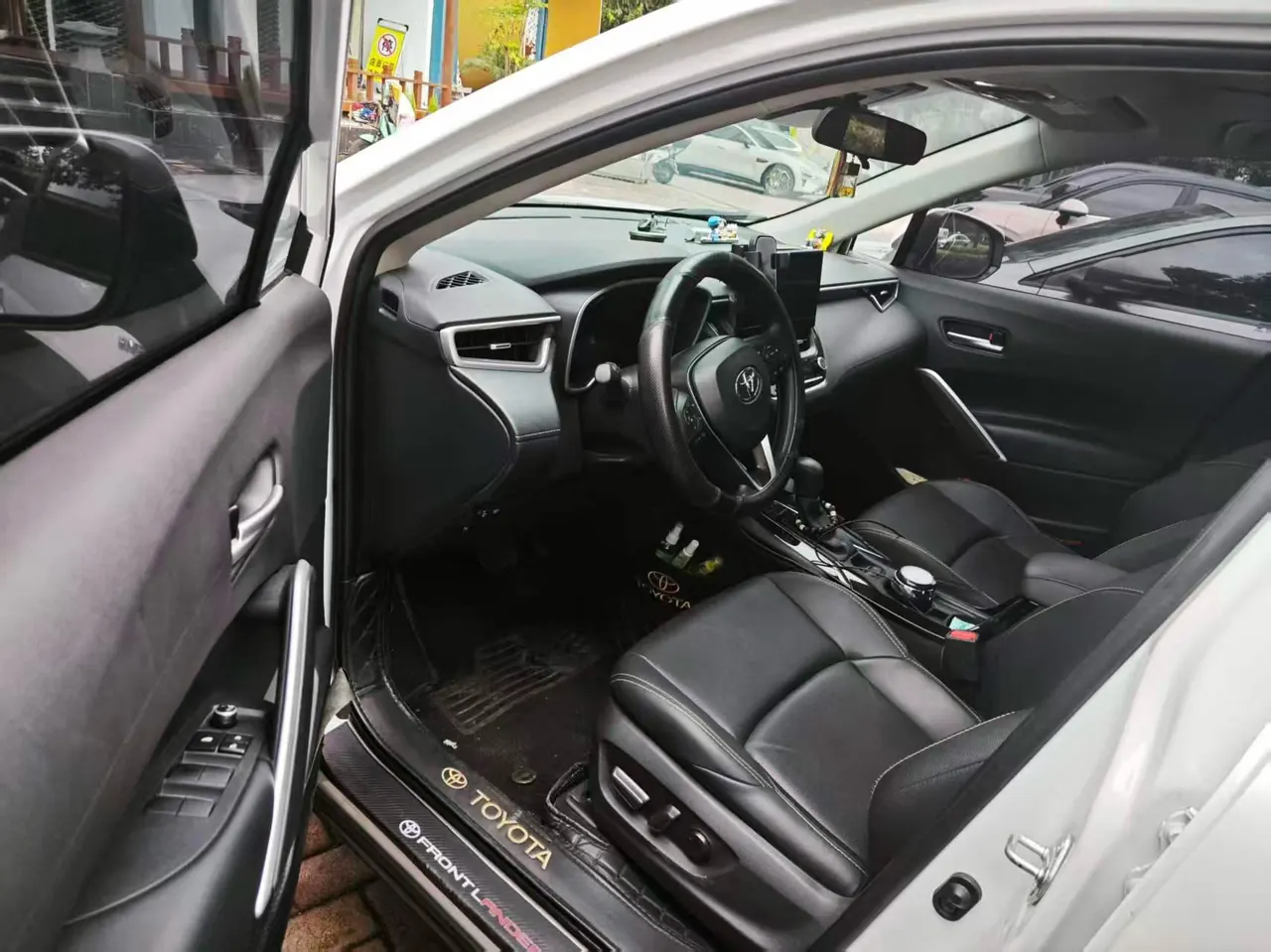 Toyota 2024 Fenglanda Shuangqing 2.0 Stepless Intelligent Electric Hybrid Deluxe Automatic Gear 2