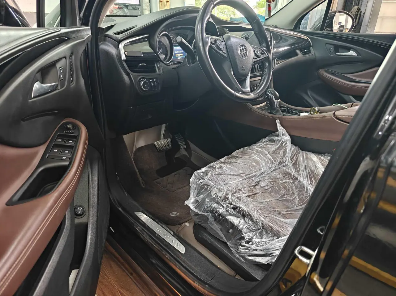 Buick 2020 Angkewei 1.5T 20T Two-Drive Luxury Automatic Gear 7