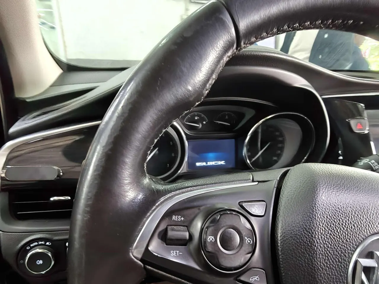 Buick 2020 Angkewei 1.5T 20T Two-Drive Luxury Automatic Gear 8