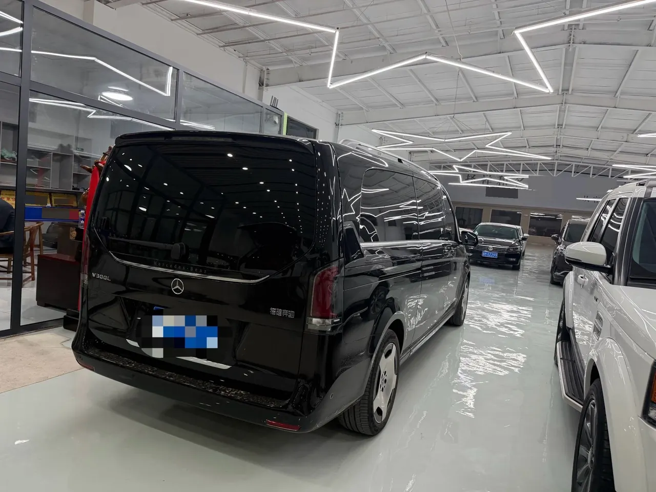 Mercedes Benz V 2024V 300 L 48V 2.0T Deluxe Automatic Gear 5