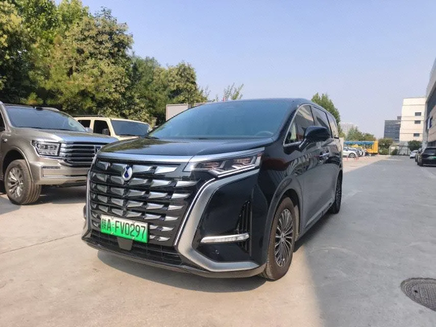 Denza 2022 Denza D9 DM-i 1.5T stepless 970 four-wheel drive flagship automatic gear - View 1