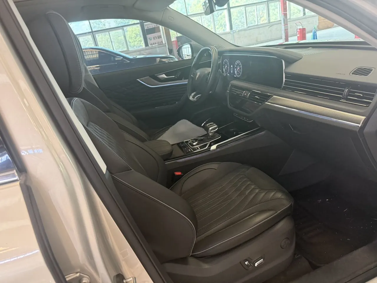 HongQi 2022 HS5 2.0T Zhilian Flag Edition Automatic Gear 6
