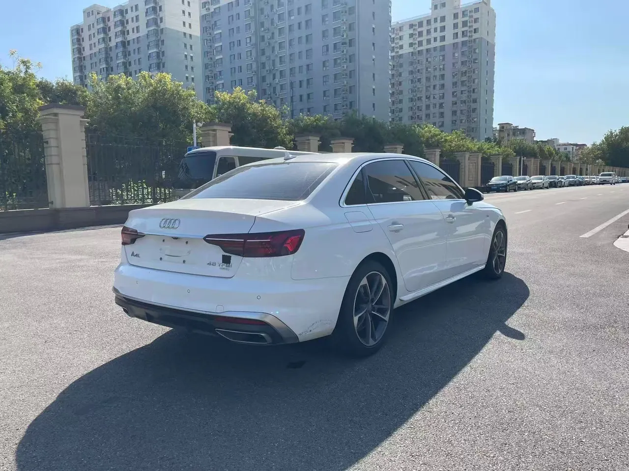 Audi 2020 A4L 2.0TFSI 40TFSI Fashion Dynamic Automatic 9
