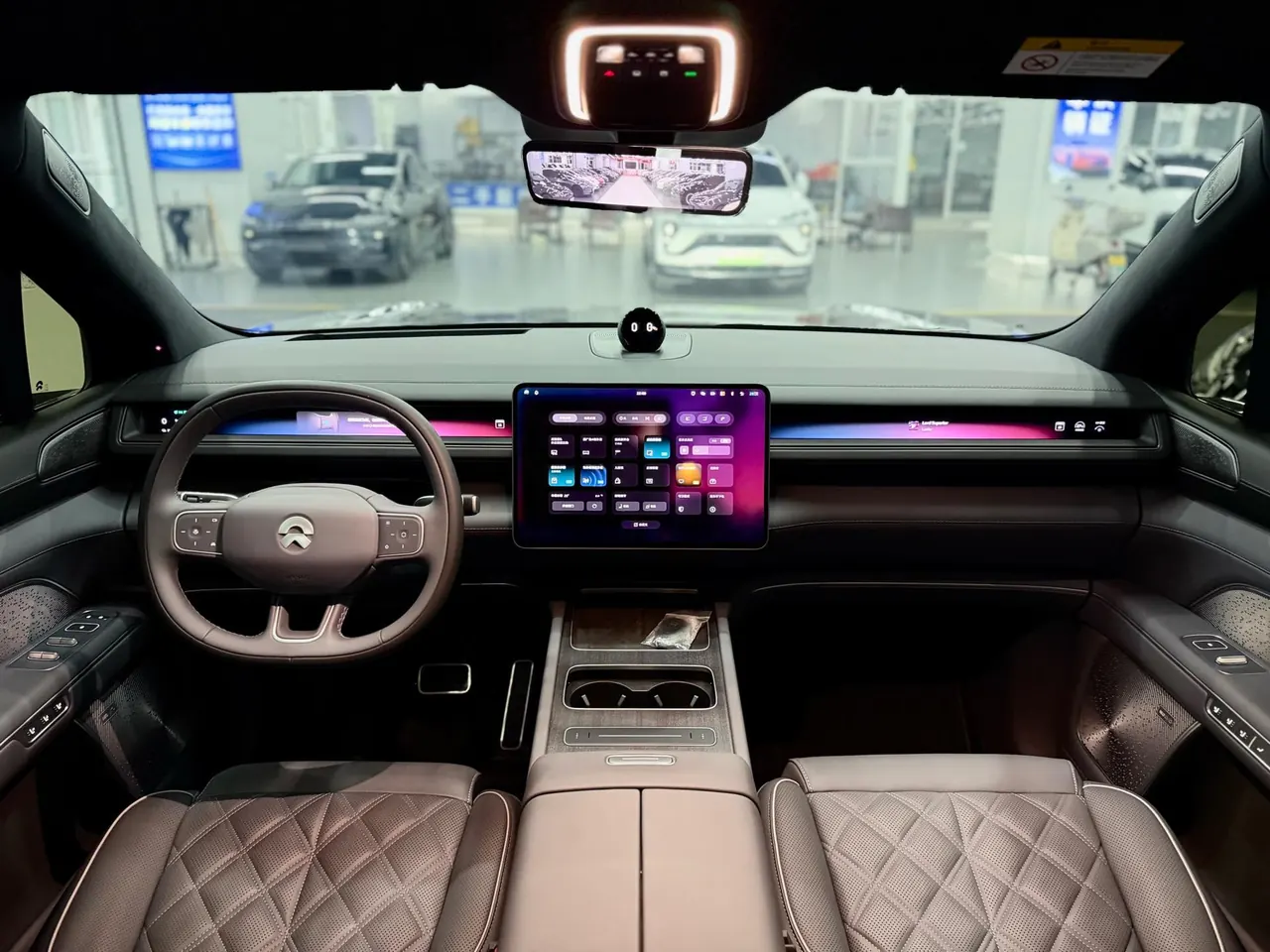NIO 2026 ES8 6-seat executive deluxe automatic gear 11
