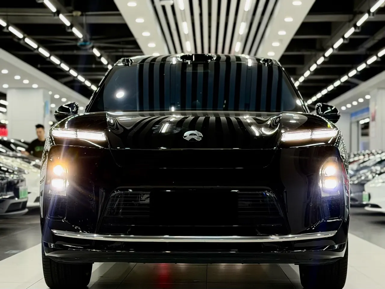 NIO 2026 ES8 6-seat executive deluxe automatic gear 2