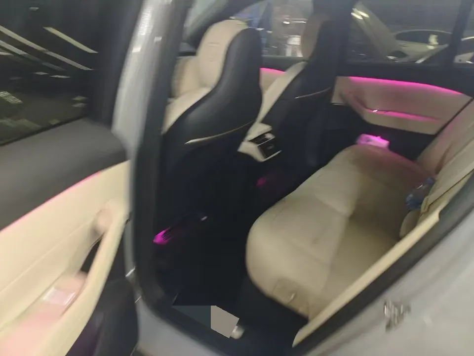 NIO 2024 ES6 75kWh automatic gear 3
