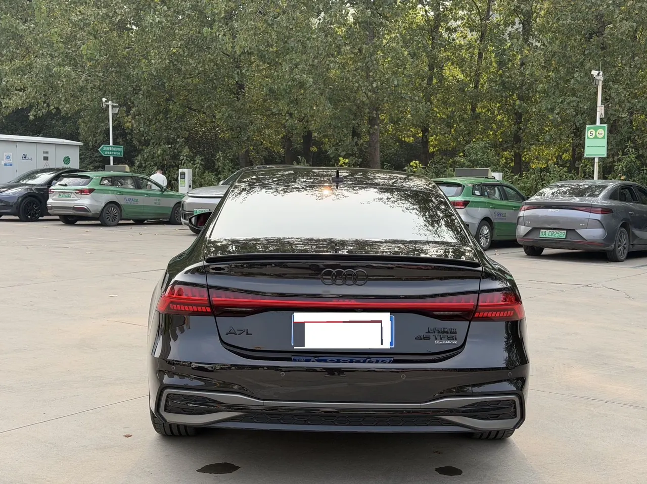 Audi 2024 A7L 2.0TFSI 45TFSI Quattro Black Samurai Edition Automatic Gear 8