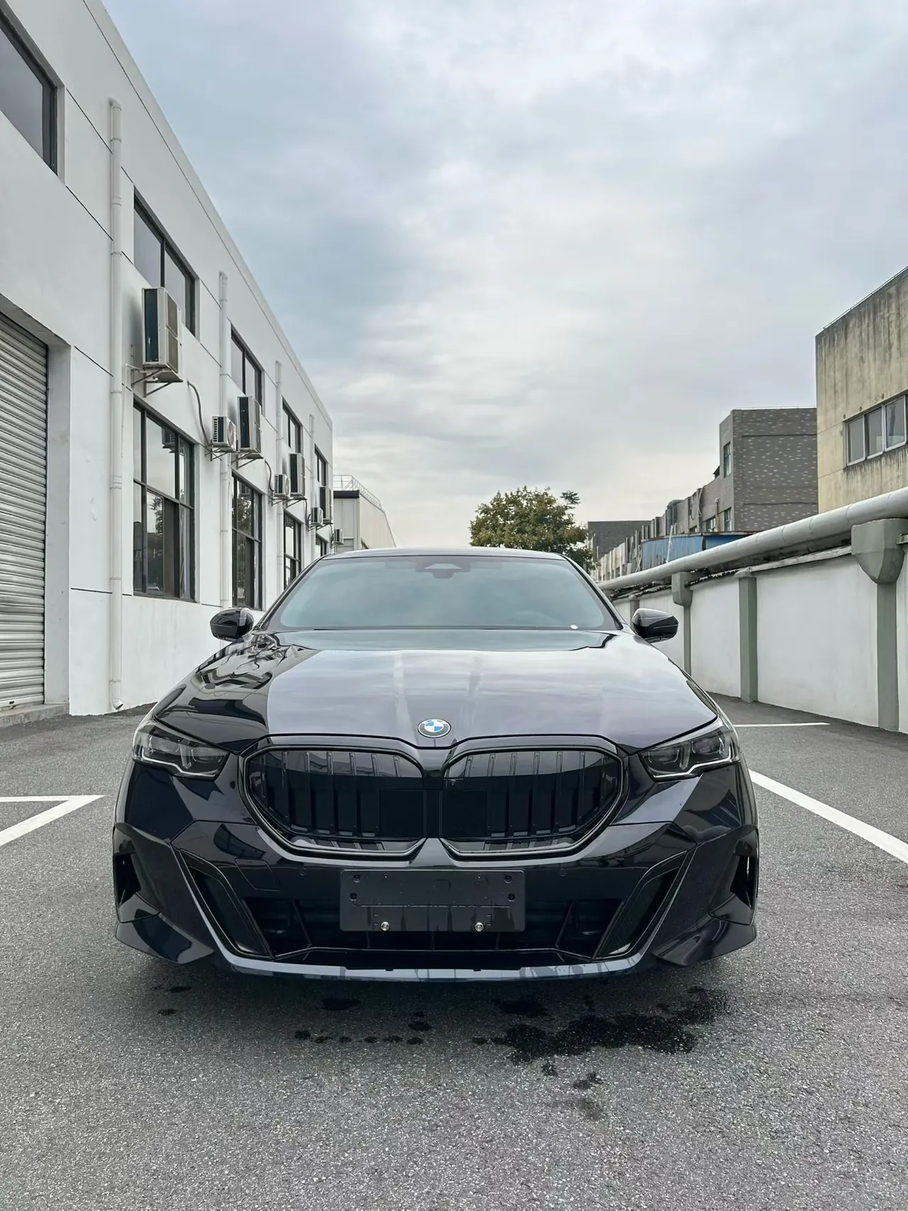 BMW 5 Series 2026 model 530Li 48V 2.0T Leading Edition M Sport Package Automatic 2