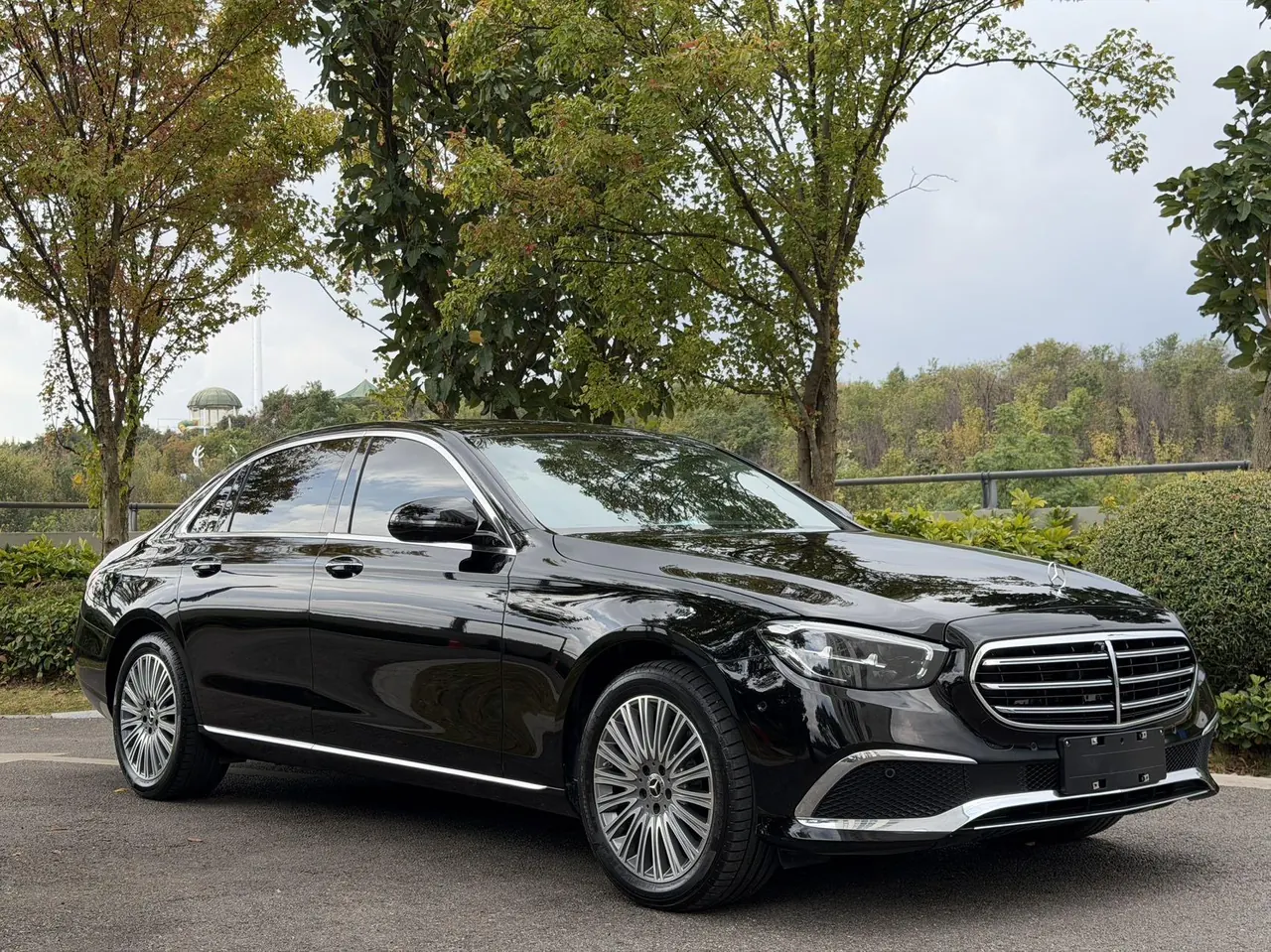 Mercedes Benz E Class 2022 E 300 L 2.0T Luxury (Change 2) Automatic Gear 2