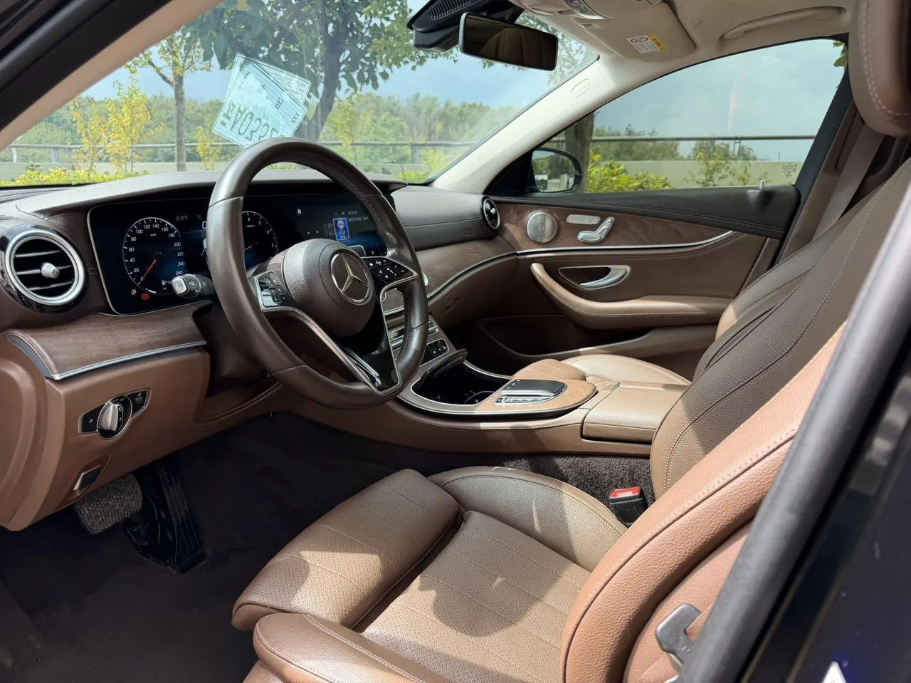 Mercedes Benz E Class 2022 E 300 L 2.0T Luxury (Change 2) Automatic Gear 6