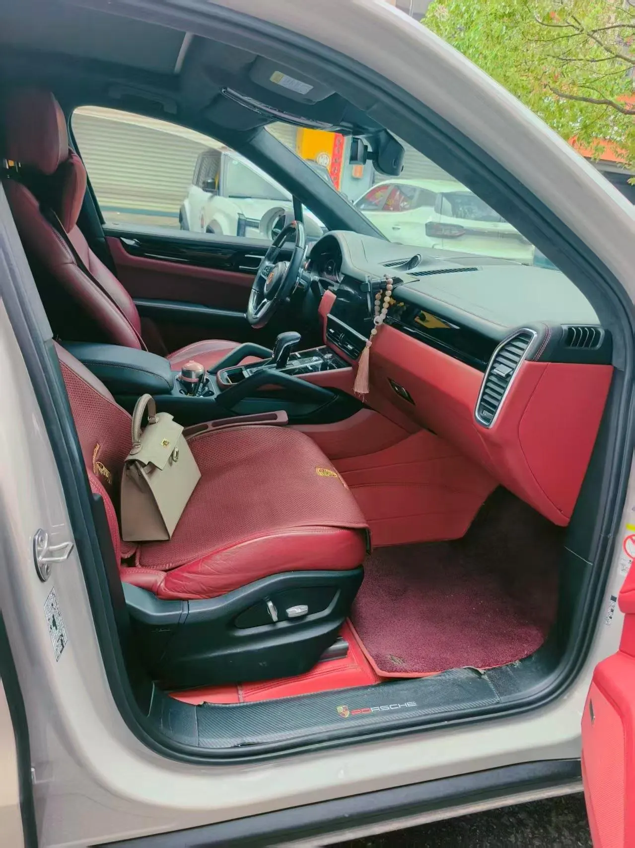 Porsche Cayenne New Energy (Imported) 2021 Cayenne Oil and Electric Hybrid 2.0T Automatic Gear 2