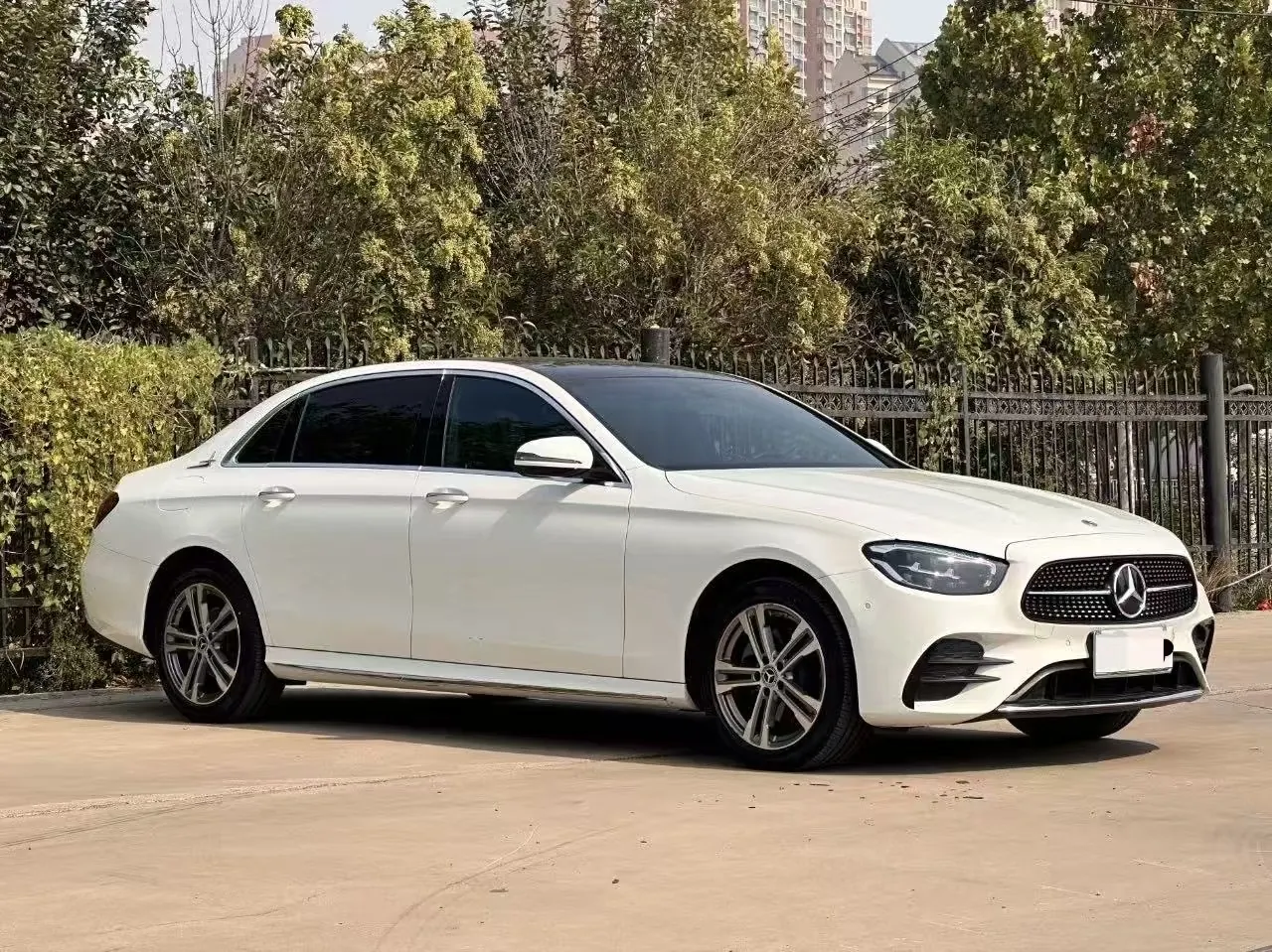 Mercedes Benz E-Class 2022 E 260 L 2.0T Sports Automatic 2