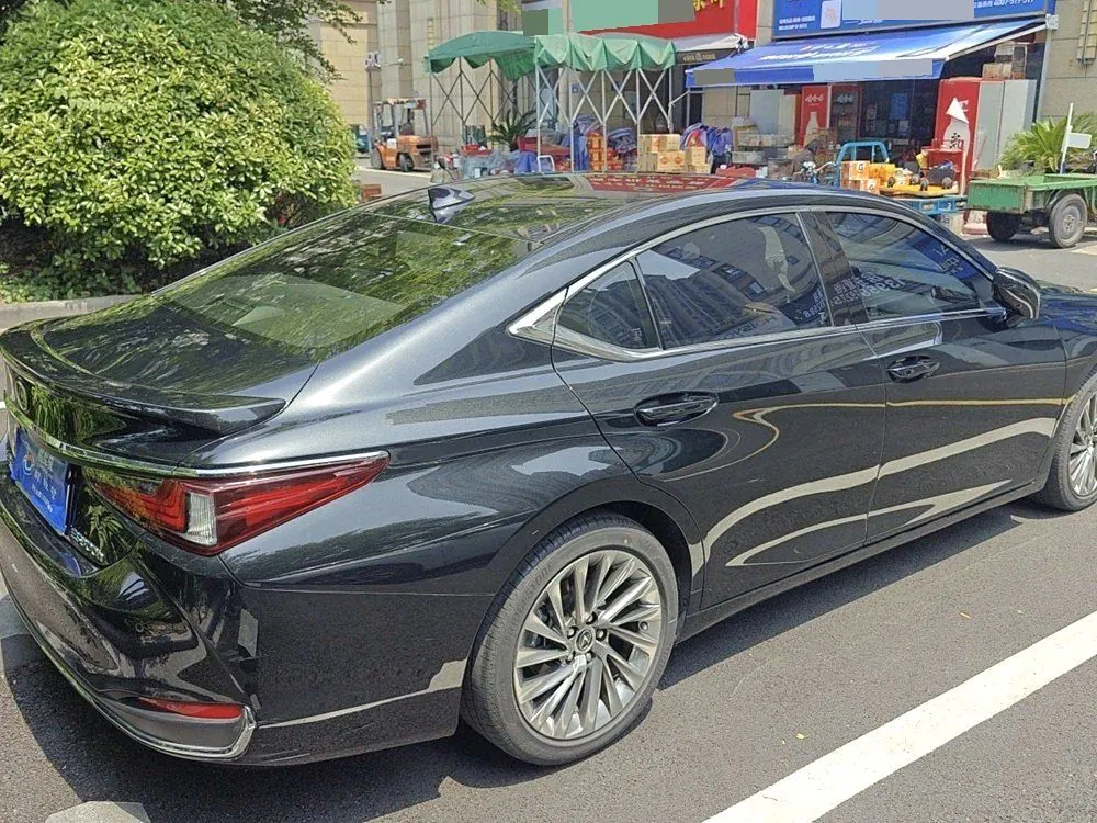 Lexus ES (Imported) 2022 ES300h 2.5 Stepless Administrative Edition Automatic Gear 6