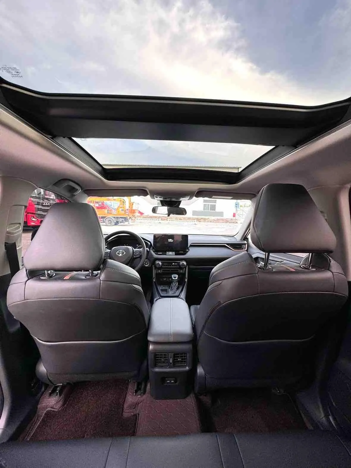 Toyota 2024 Willanda 2.0 Stepless Two-Drive Luxury PLUS Edition Automatic Gear 12