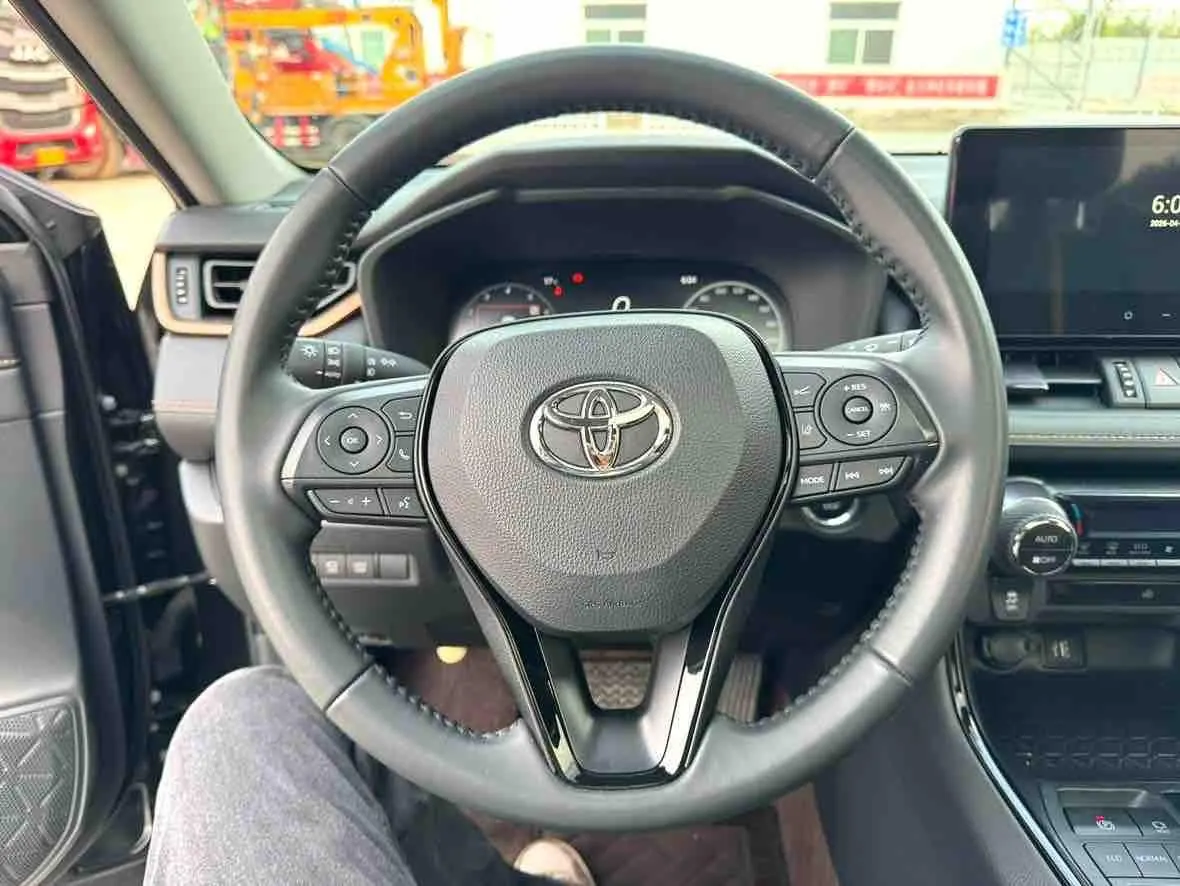 Toyota 2024 Willanda 2.0 Stepless Two-Drive Luxury PLUS Edition Automatic Gear 13