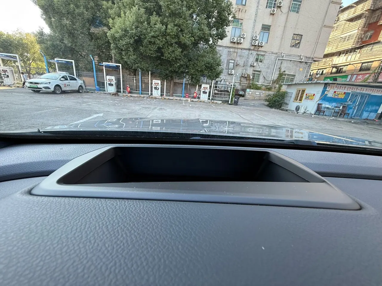 Geely 2024 XingyueL (Monjaro) 2.0TD High Power Two-Drive Enovate Edition Automatic Transmission 15