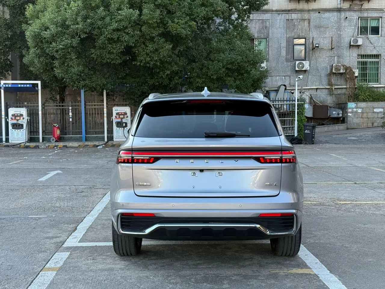 Geely 2024 XingyueL (Monjaro) 2.0TD High Power Two-Drive Enovate Edition Automatic Transmission 4