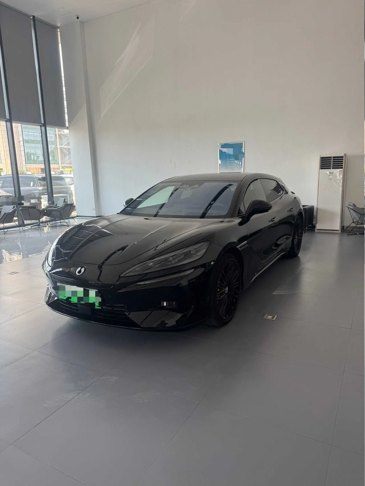 Denza 2024 Denza Z9GT 2.0T Stepless 1100 Four-wheel Drive Ultra First Edition Automatic Gear - View 1