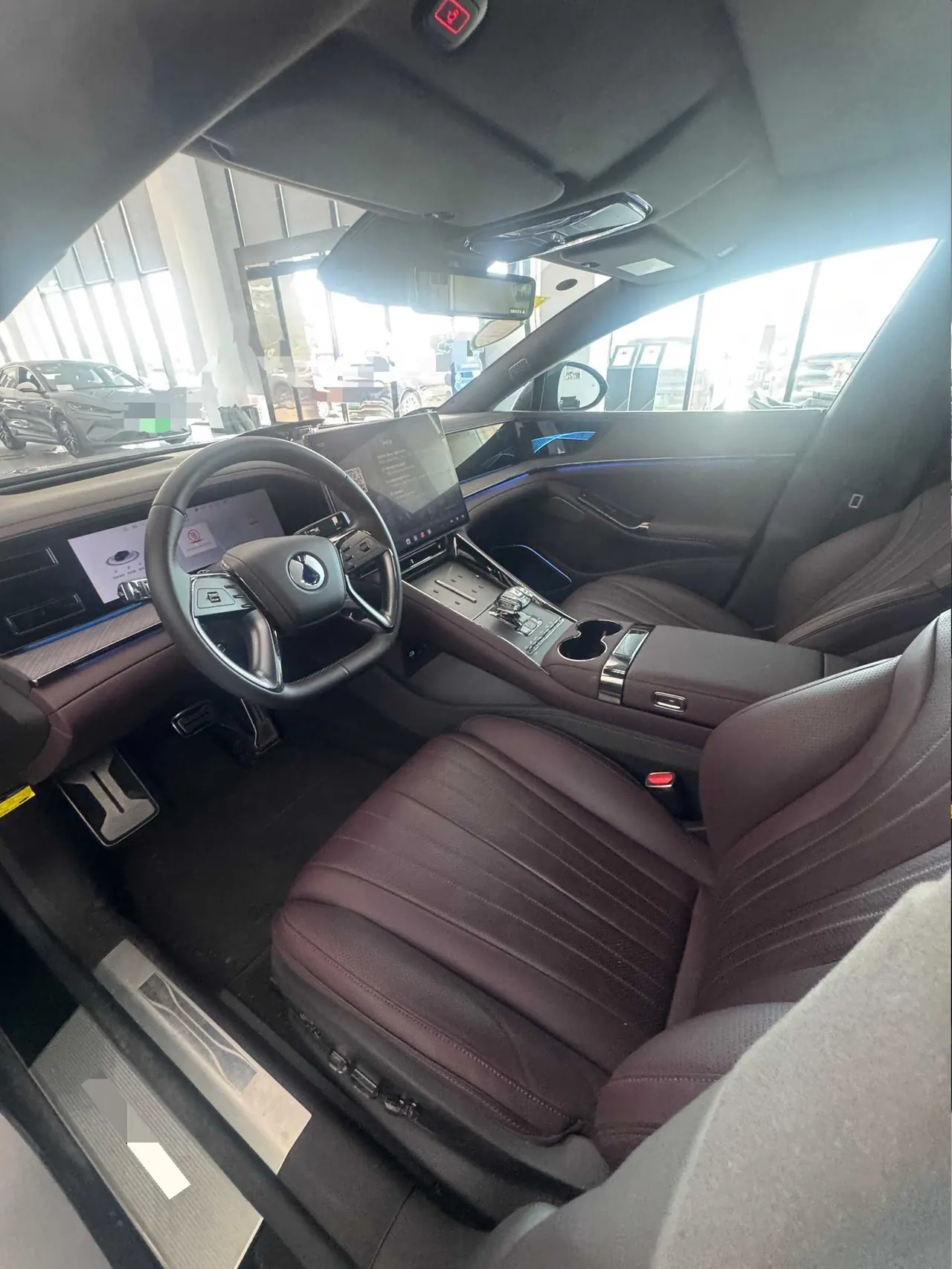 Denza 2024 Denza Z9GT 2.0T Stepless 1100 Four-wheel Drive Ultra First Edition Automatic Gear 6
