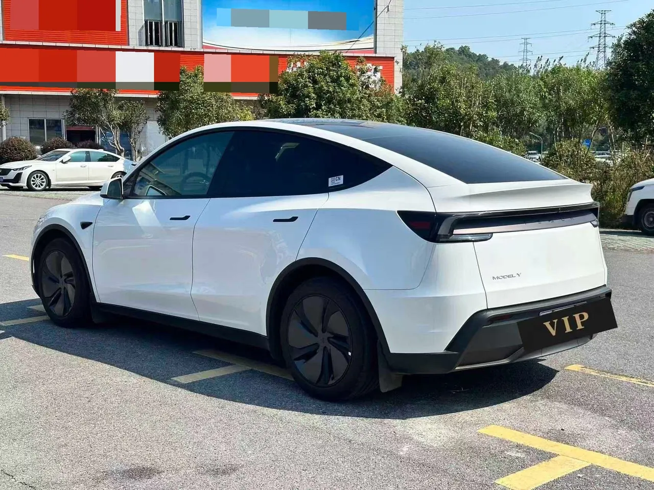 Tesla 2025 Model Y rear-wheel drive version automatic transmission 5