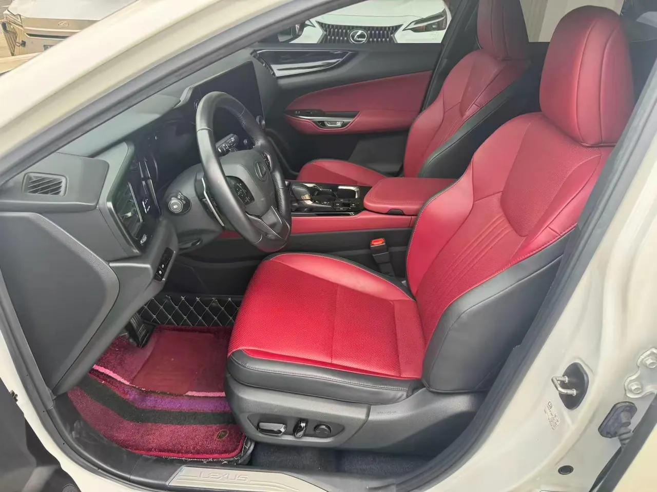 Lexus NX (Imported) 2023 NX260 2.5 Chuangyou Special Edition Automatic Gear 3