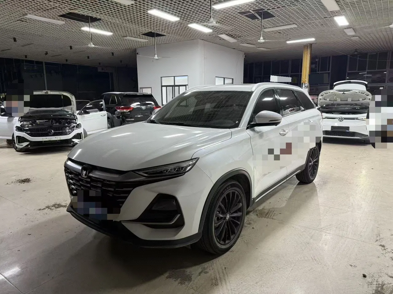 Open image lightbox: ChangAn 2026 CS75 PRO 1.5T exclusive 7-seat automatic gear