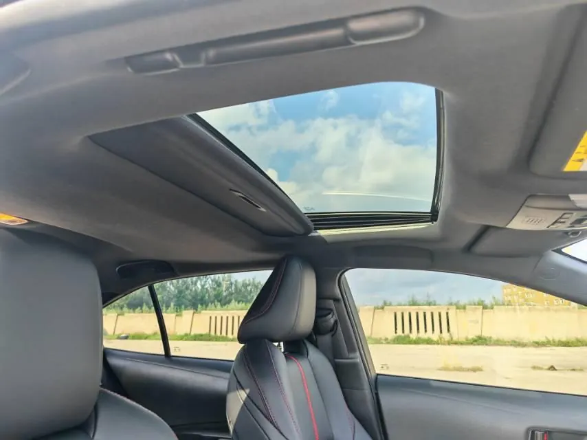 Toyota 2023 Lei Ling 1.2T Stepless 185T Sports Edition Automatic Gear 10