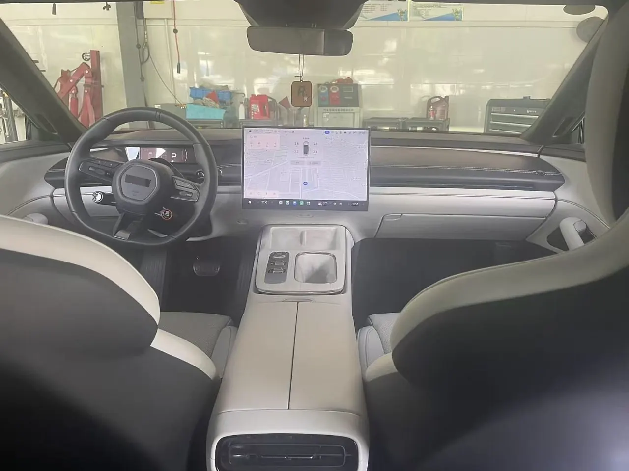 MI 2024 SU 7 700km Rear Drive Long Endurance Smart Driving Edition Automatic Gear 4