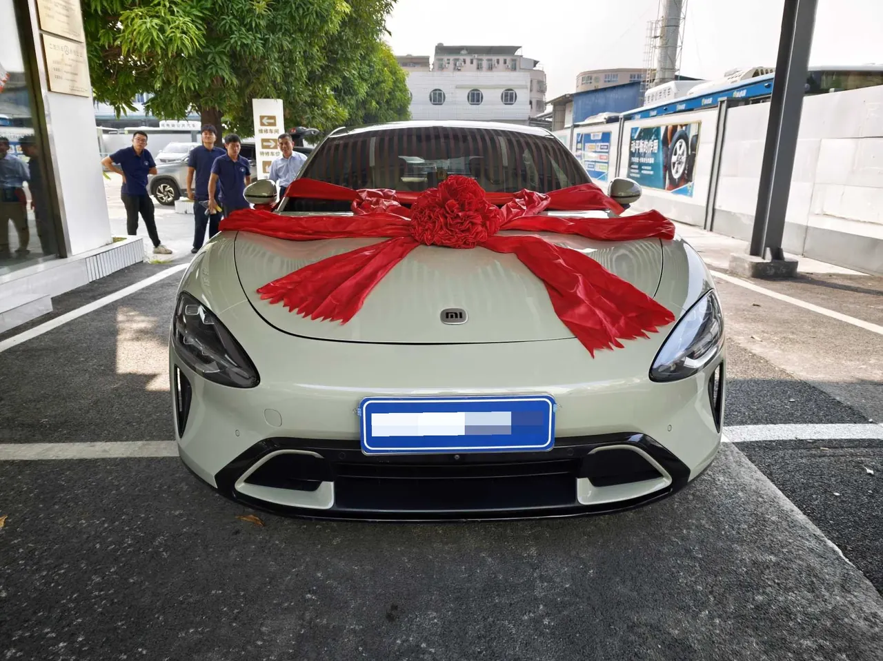 MI 2024 SU 7 700km Rear Drive Long Endurance Smart Driving Edition Automatic Gear 6