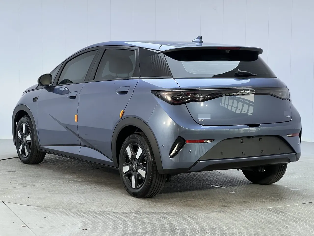 BYD 2025 Dolphin Smart Driving 410km Fashion Automatic Gear 7