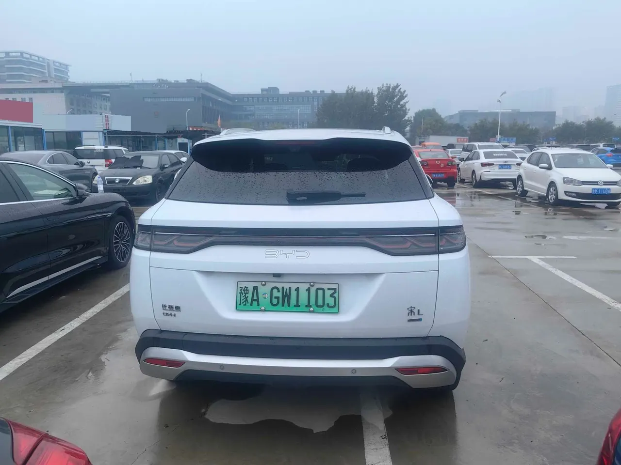 BYD 2025 Song L DM-i 1.5 Stepless Smart Driving Edition 112km Exceed Automatic Gear 3