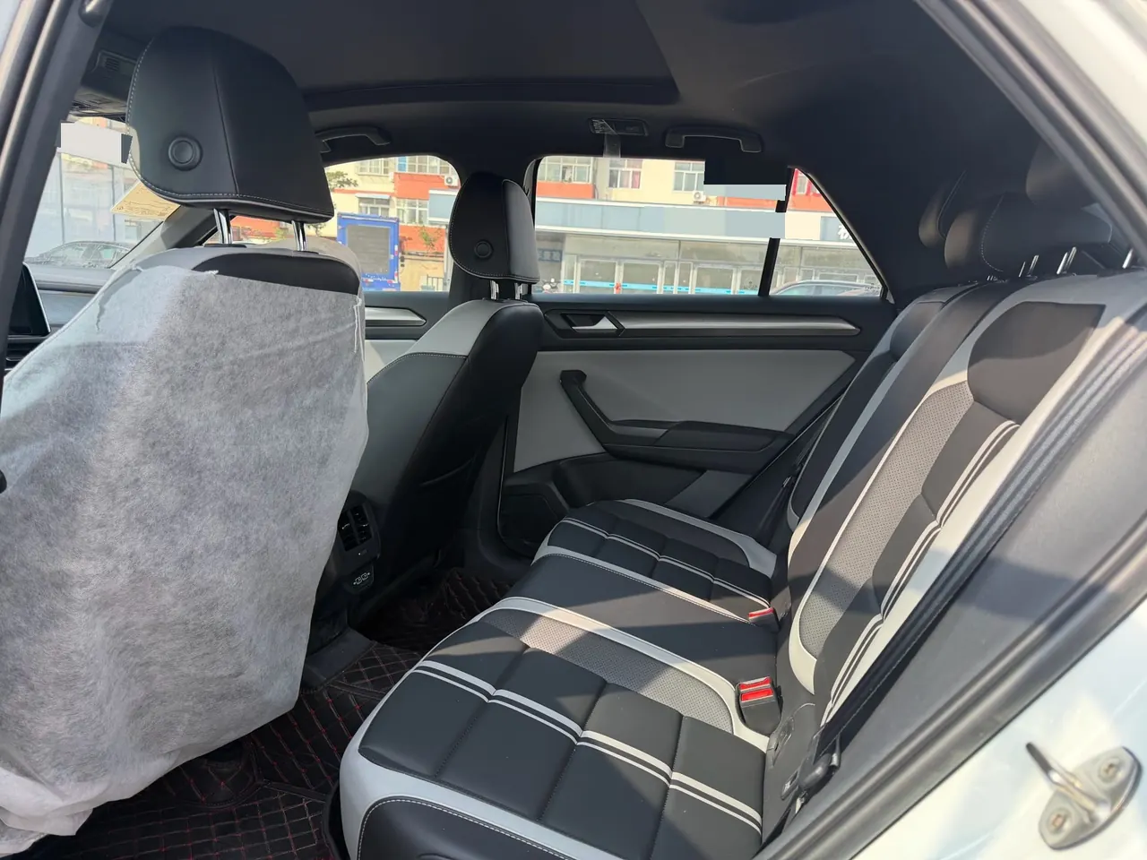 Volkswagen 2024 Tange 1.5TSI 300TSI Two-Drive Chen Guang Edition Automatic Gear 2