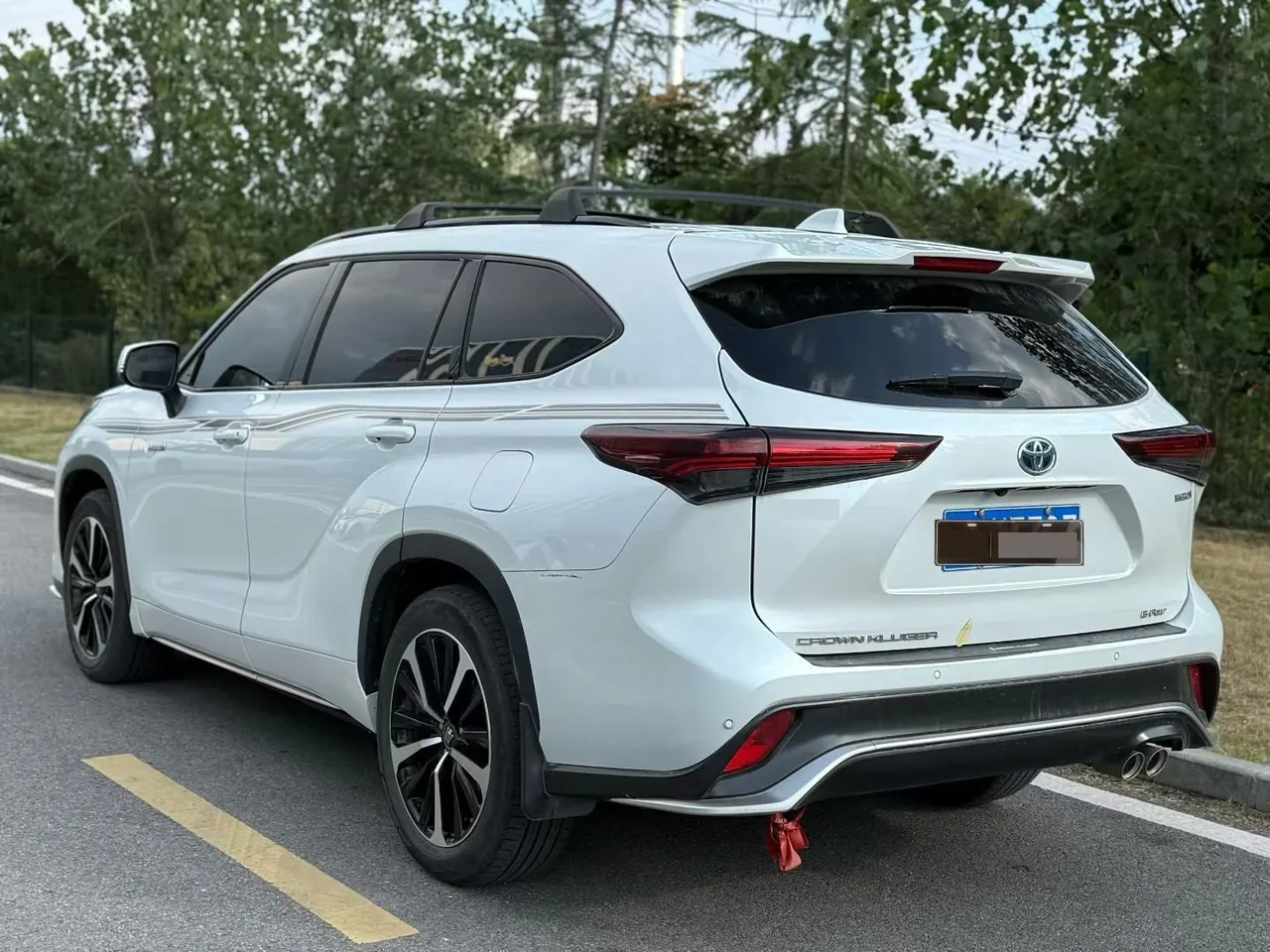 Toyota 2023 Crown Land Release 2.5 Stepless Four-wheel Drive Premium Edition Automatic Gear 3
