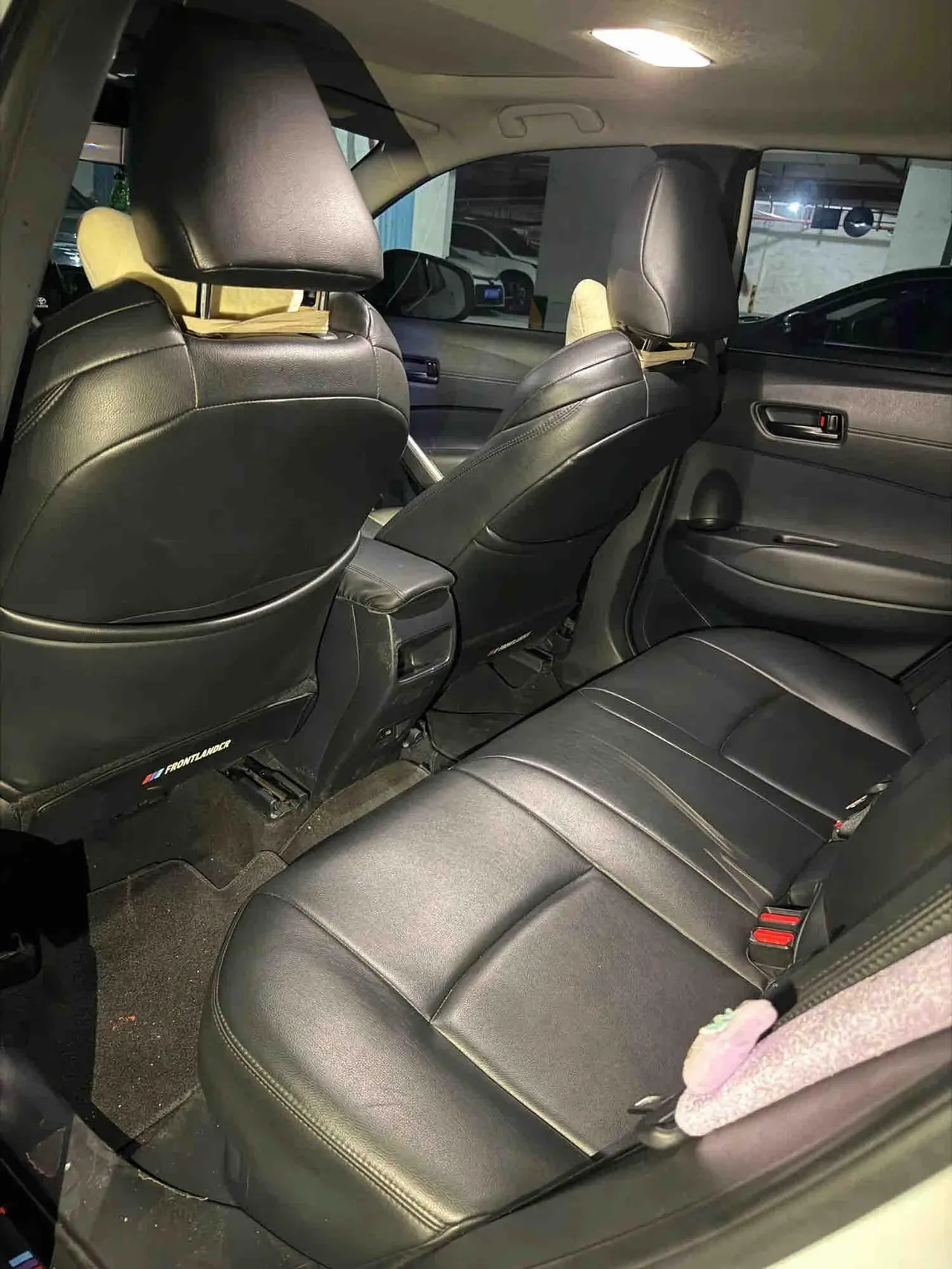 Toyota 2023 Fenglanda Shuangqing 2.0 Stepless Intelligent Electric Hybrid Leading Edition Automatic Gear 4