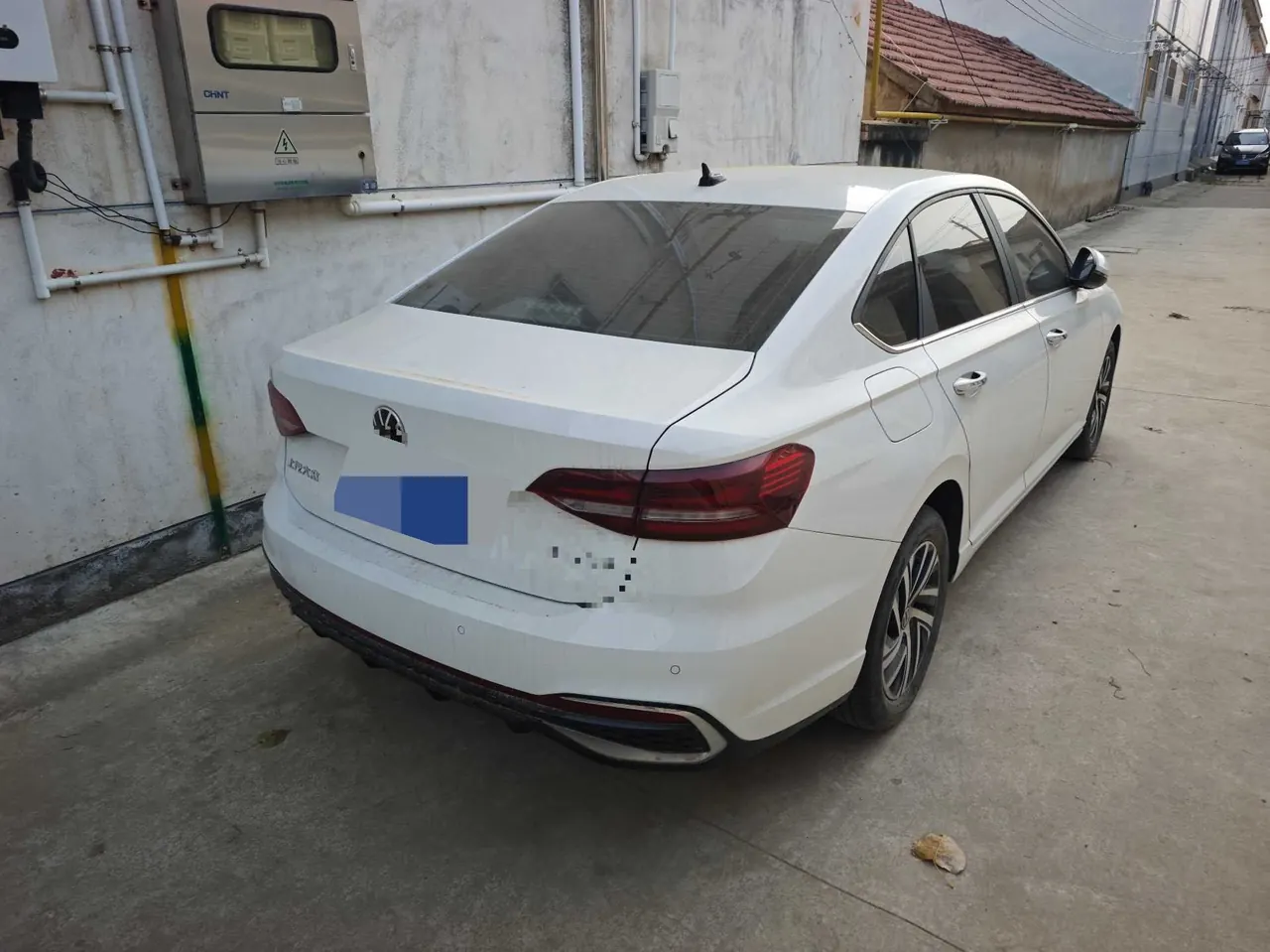 Volkswagen 2024 LaVida 1.5 Star 5 Million Edition Automatic Gear 4