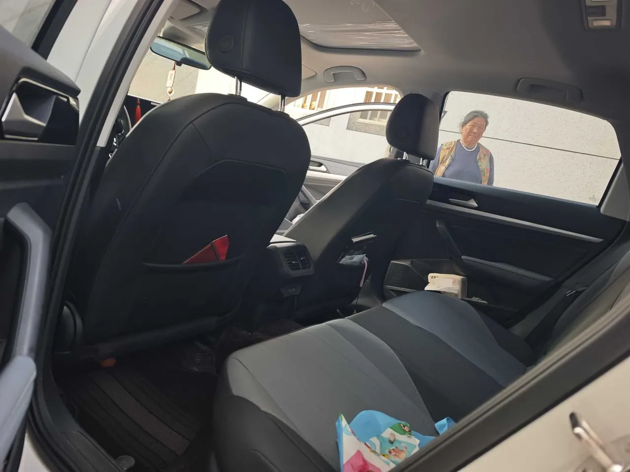 Volkswagen 2024 LaVida 1.5 Star 5 Million Edition Automatic Gear 9