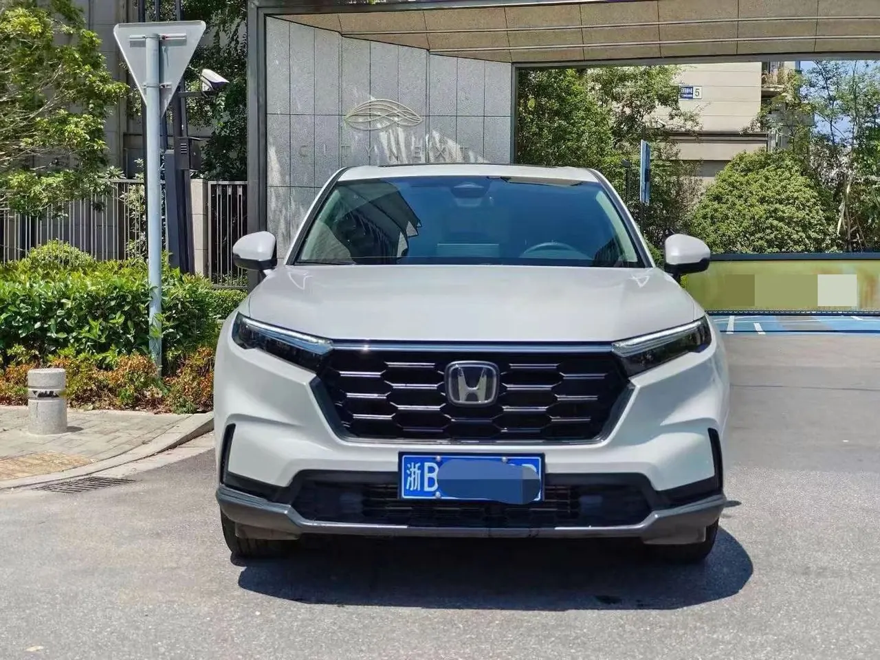 Honda 2024 CR-V 1.5T CVT 240TURBO Two-Wheel-Drive Prestige 5-Seater Automatic 2
