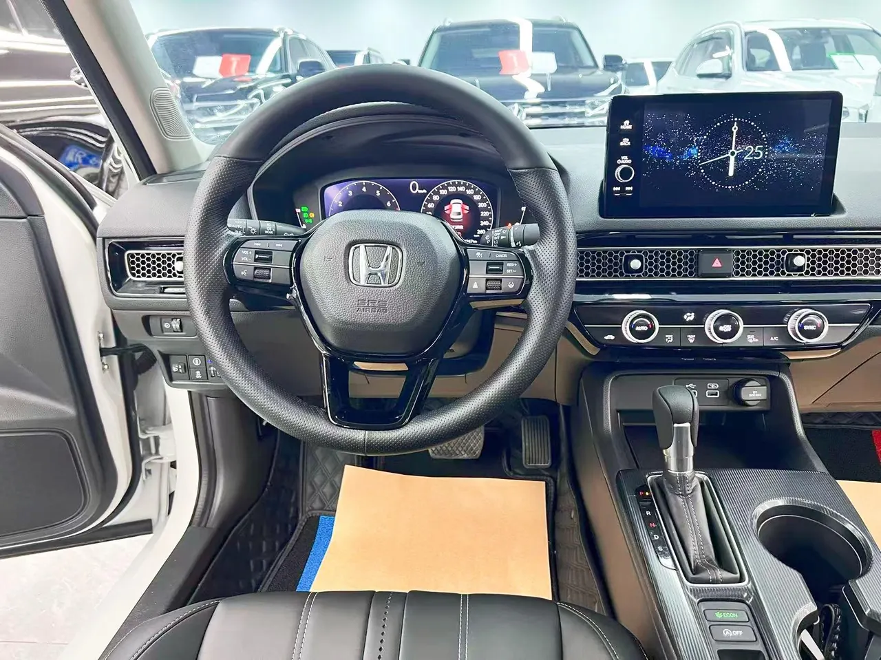 Honda 2023 Civic 1.5T Stepless 240TURBO Dynamic C Special Edition Automatic Gear 14