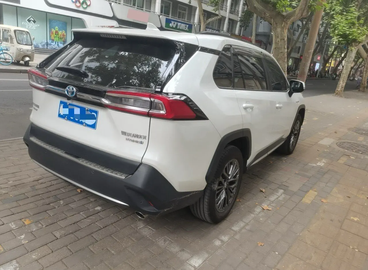 Toyota 2023 Weilanda Dual Engine 2.5 Stepless Four-wheel Drive Luxury PLUS Edition Automatic Gear 2
